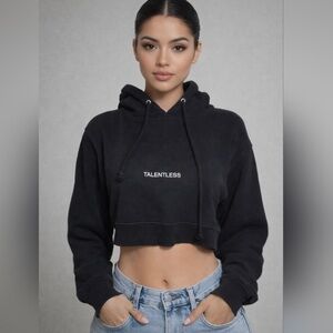 TALENTLESS Cropped Hoodie